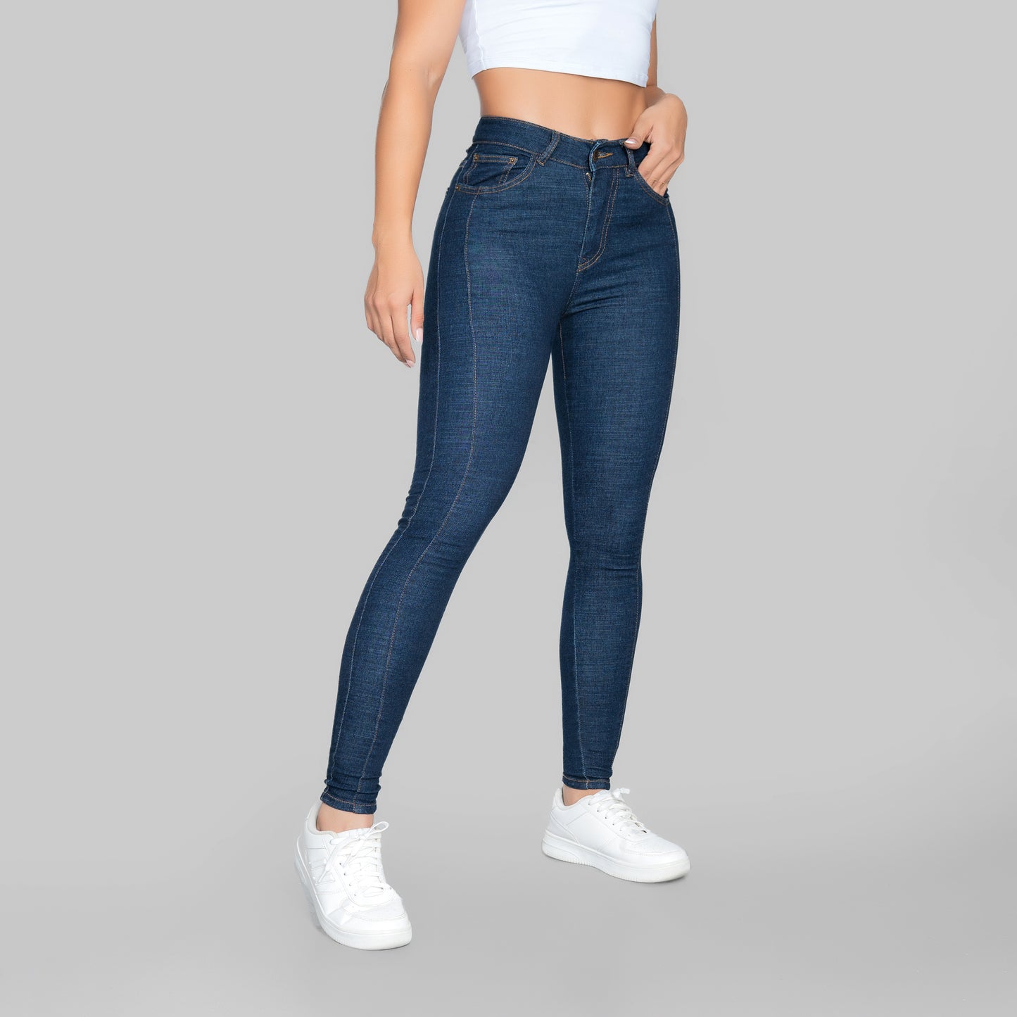 JEANS SKINNY TIRO ALTO REF 33048