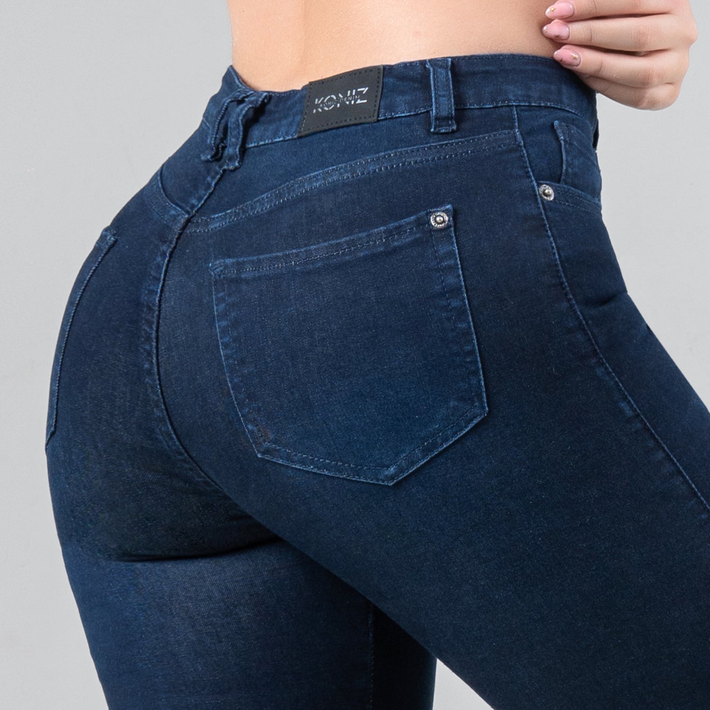 JEANS SKINNY TIRO ALTO REF 3067