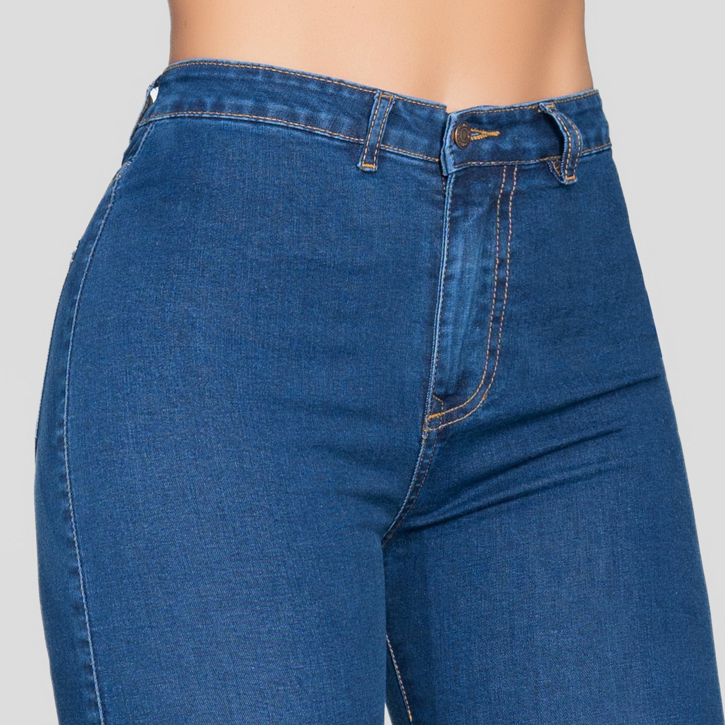 JEANS SKINNY TIRO ALTO REF 3068