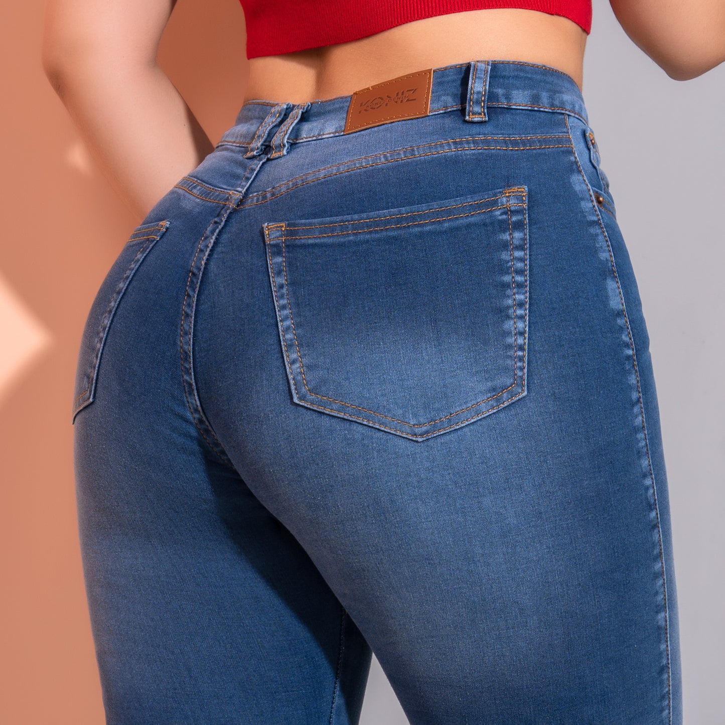 JEANS SKINNY TIRO ALTO REF 3077