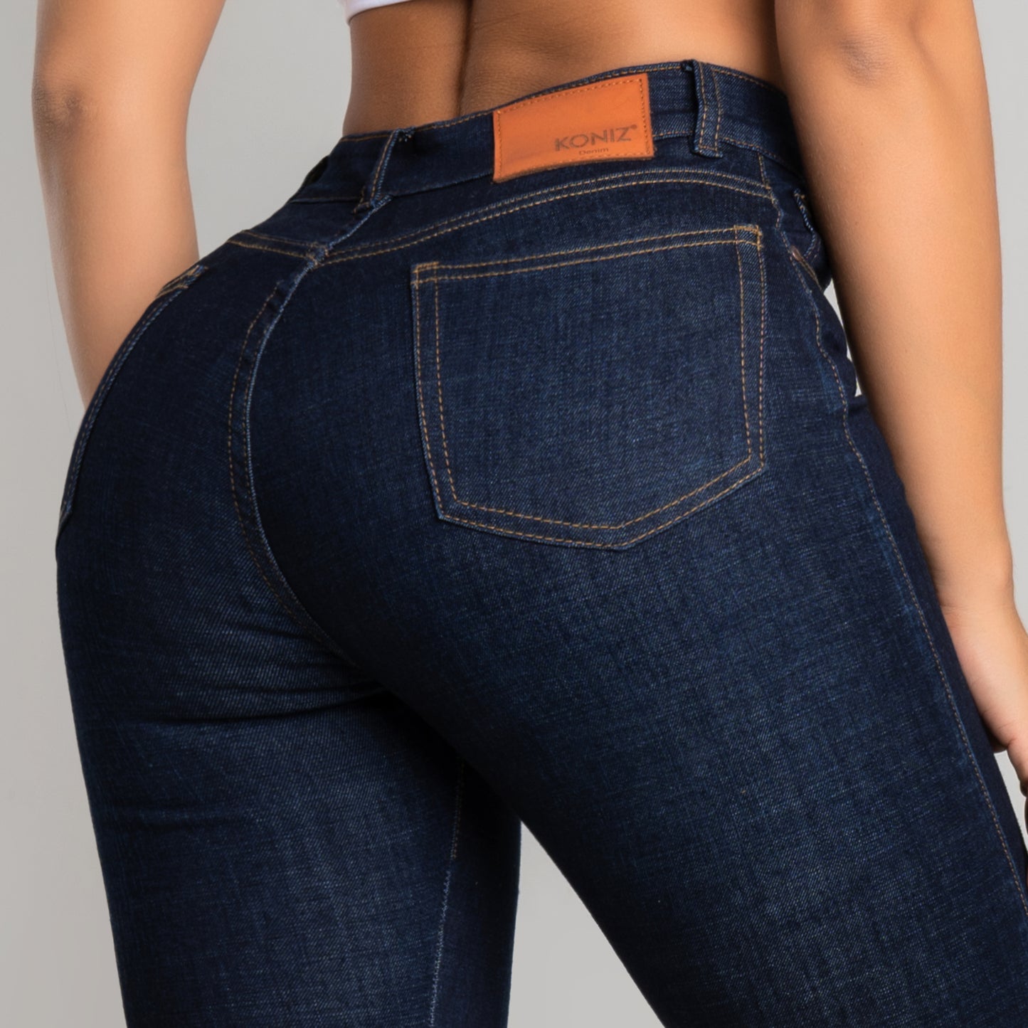 JEANS SKINNY TIRO ALTO REF 3079