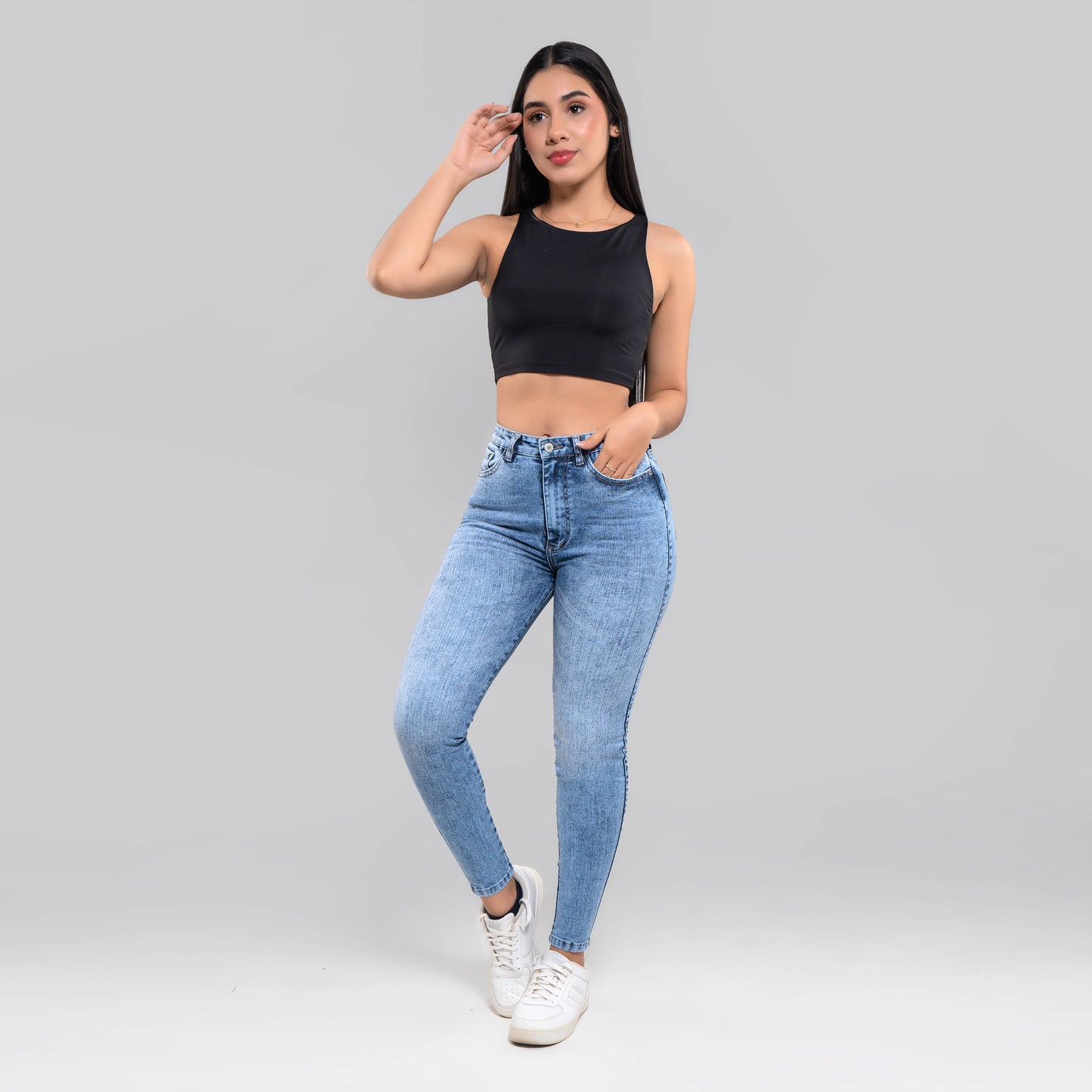 JEANS SKINNY TIRO ALTO REF 3088