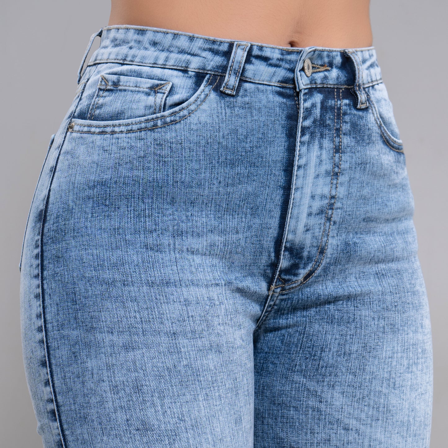JEANS SKINNY TIRO ALTO REF 3088