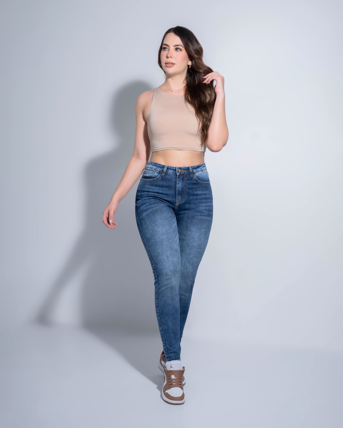JEANS SKINNY TIRO ALTO REF 3087