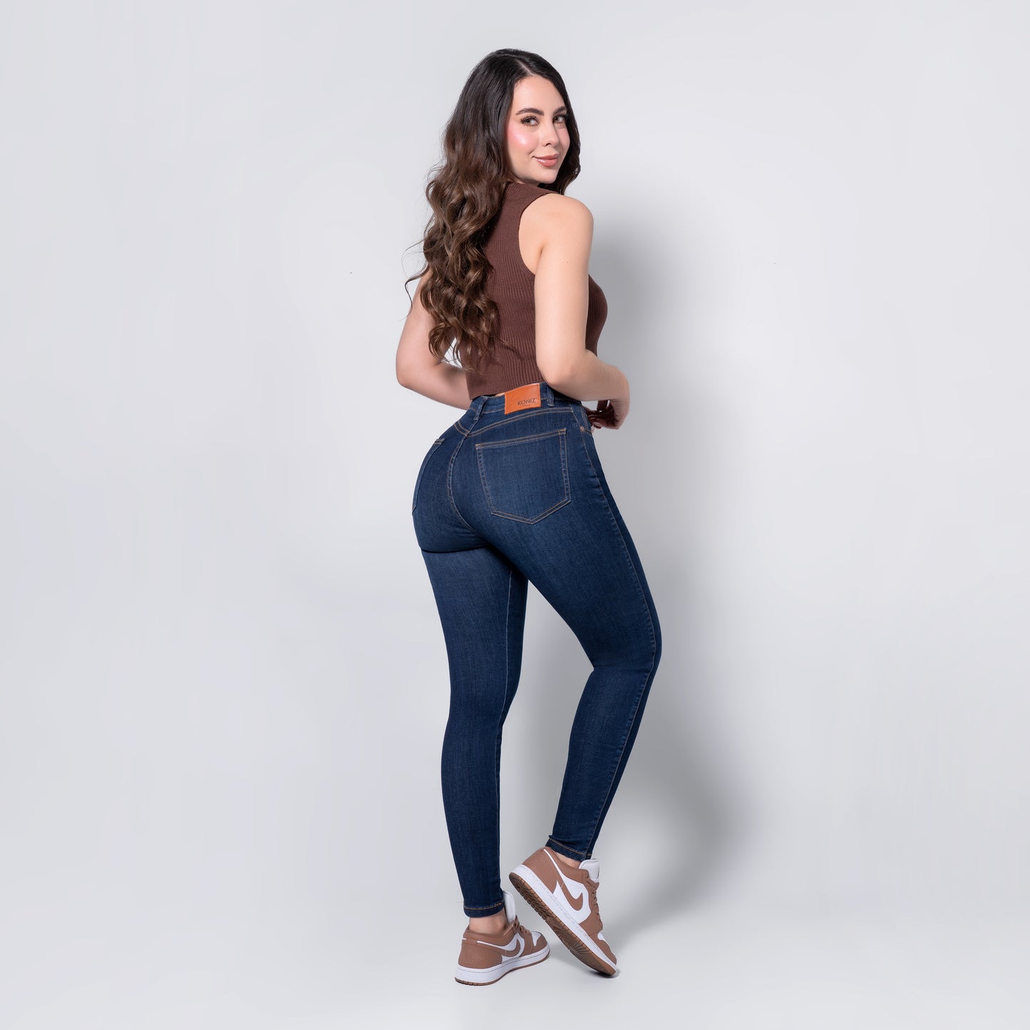JEANS SKINNY TIRO ALTO REF 3092
