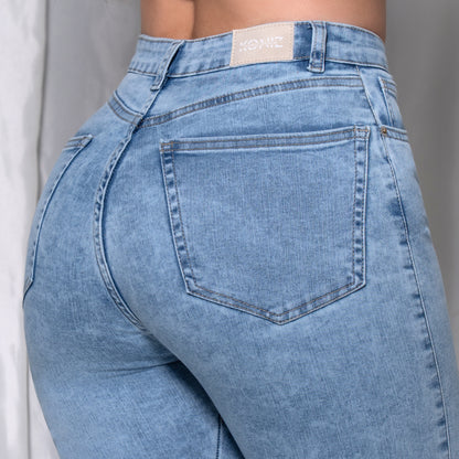 JEANS SKINNY TIRO ALTO REF 3093