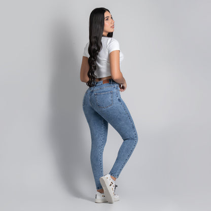 JEANS SKINNY TIRO ALTO REF 3103