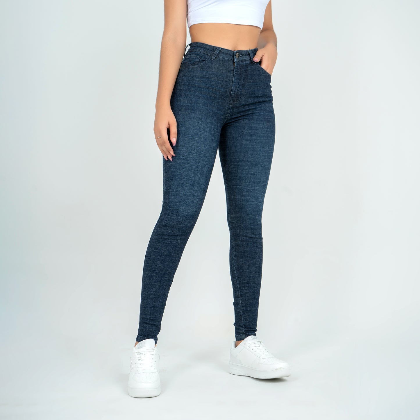 JEANS SKINNY TIRO ALTO REF 3056