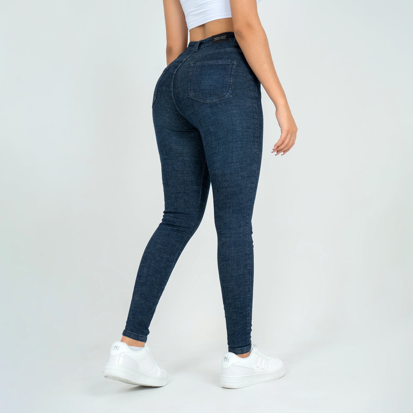 JEANS SKINNY TIRO ALTO REF 3056